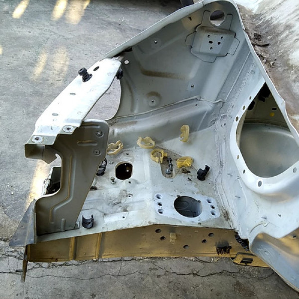 Longarina Pé De Coluna Direita Renault Master 2003 55634