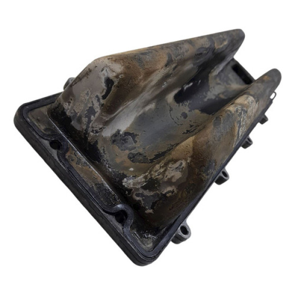 Tampa Cavalete Superior Água Bloco Motor  Bmw 550i 4.8  2009 Não Informado