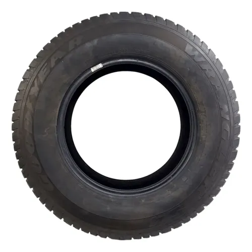 Pneu Goodyear 235/70r16    185813 A1