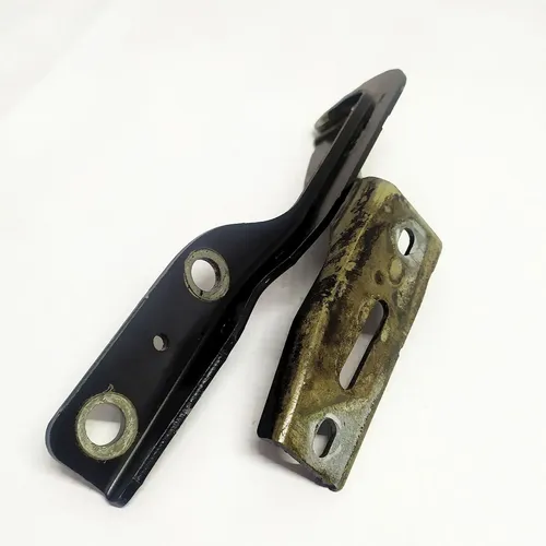 Dobradiça Direita Capô Peugeot 307 2007    136291