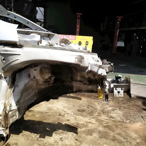 Longarina Direita  Vw Saveiro 1.6 2013 195893 Não Informado