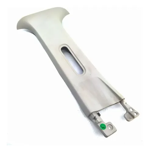 Acabamento Superior Central Esquerda Fiat Palio Atract 1.0 2