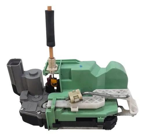 Fechadura Porta Traseira Esquerda  Fiat Linea Dual 1.8 16v 2